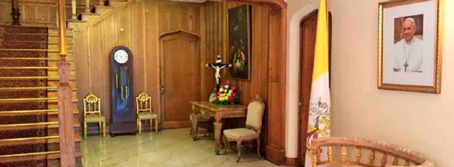 U. Católica regalará a Pontífice un Santo Sudario hecho de hongos luminosos