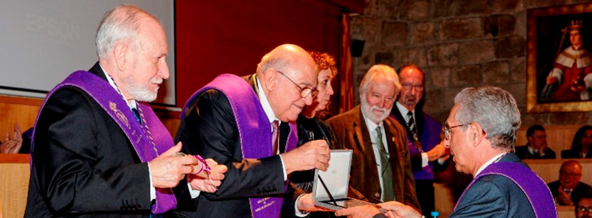 Joan J. Guinovart guardonat amb el XXII Premi de la Reial Acadèmia de Farmàcia de Catalunya
