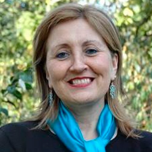 Ilona Concha se transforma en la primera mujer en alcanzar la categoría de Profesora Emérita en la Uach