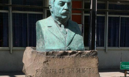 Conociendo el patrimonio de nuestra Facultad: Prof. Christian Wilson cuenta la historia del Prof. Carlos Ghigliotto Salas