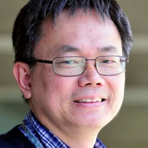 Académico Mario Chiong sobre posibles tratamientos para el Covid-19: «La única alternativa en estos momentos es utilizar medicamentos que ya existen para ver si tienen efectos en este virus»