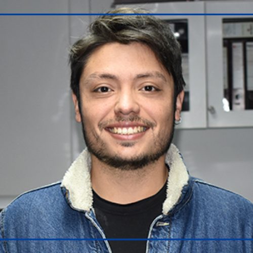 Víctor Pola: Un linarense suelto en Santiago