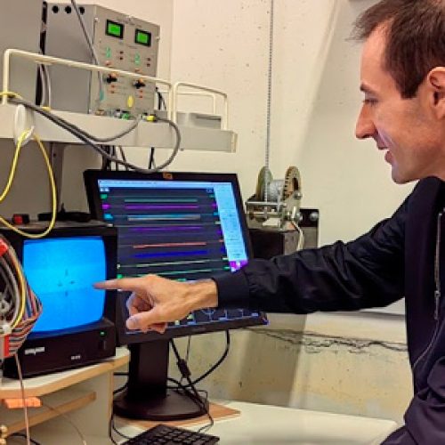 Pinzas ópticas con controlador de temperatura, equipo único en Latinoamérica